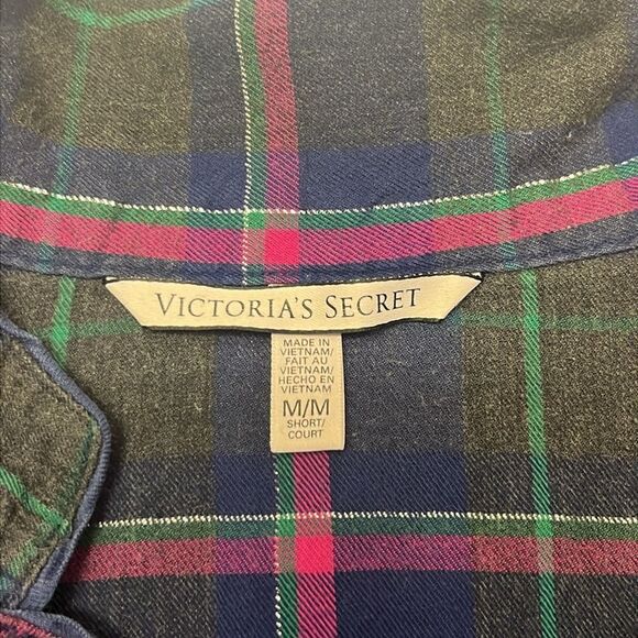 Victoria’s Secret Blue Plaid Two Piece Pajama Set- Button Down Pull-On-Med Short - Picture 14 of 16